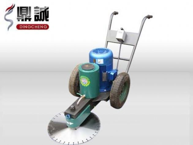 點(diǎn)擊查看詳細(xì)信息<br>標(biāo)題：手推式切樁機(jī) 閱讀次數(shù)：13452