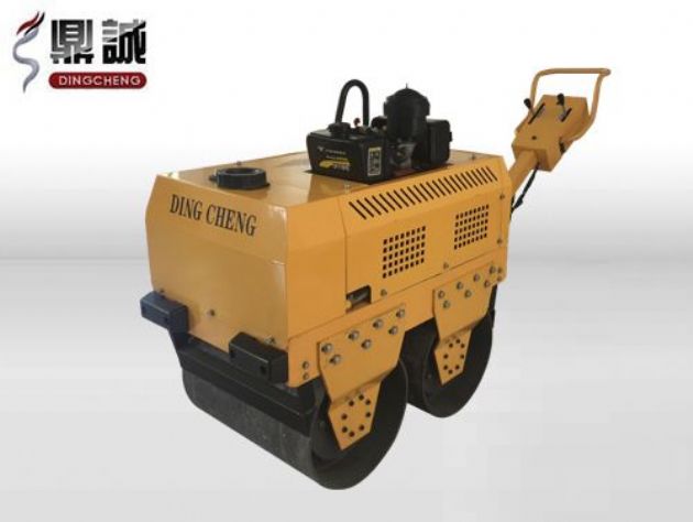 點(diǎn)擊查看詳細(xì)信息<br>標(biāo)題：DC-30C高配手扶式壓路機(jī) 閱讀次數(shù)：12711