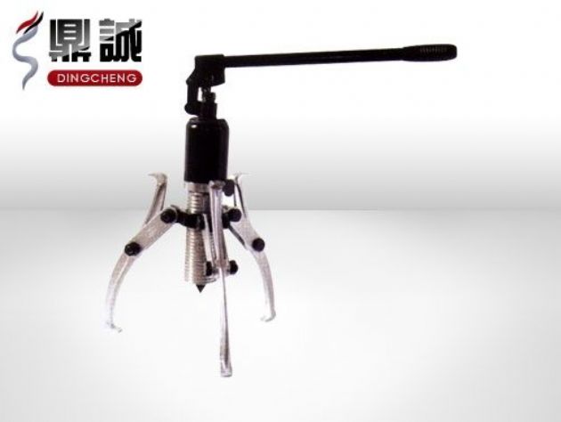 點(diǎn)擊查看詳細(xì)信息<br>標(biāo)題：整體式液壓拉馬 閱讀次數(shù)：4850